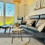 De Tuunkrueper Mit Deichblick Nordseeluft Von Der Terrasse Aus 아파트