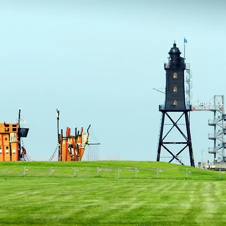 Апартаменты De Tuunkrueper Mit Deichblick Nordseeluft Von Der Terrasse Aus *