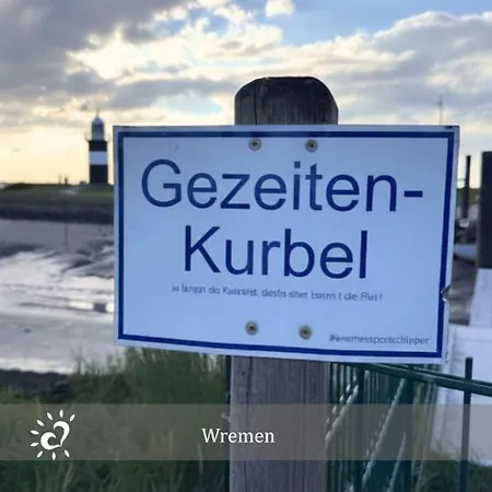 De Tuunkrueper Mit Deichblick Nordseeluft Von Der Terrasse Aus